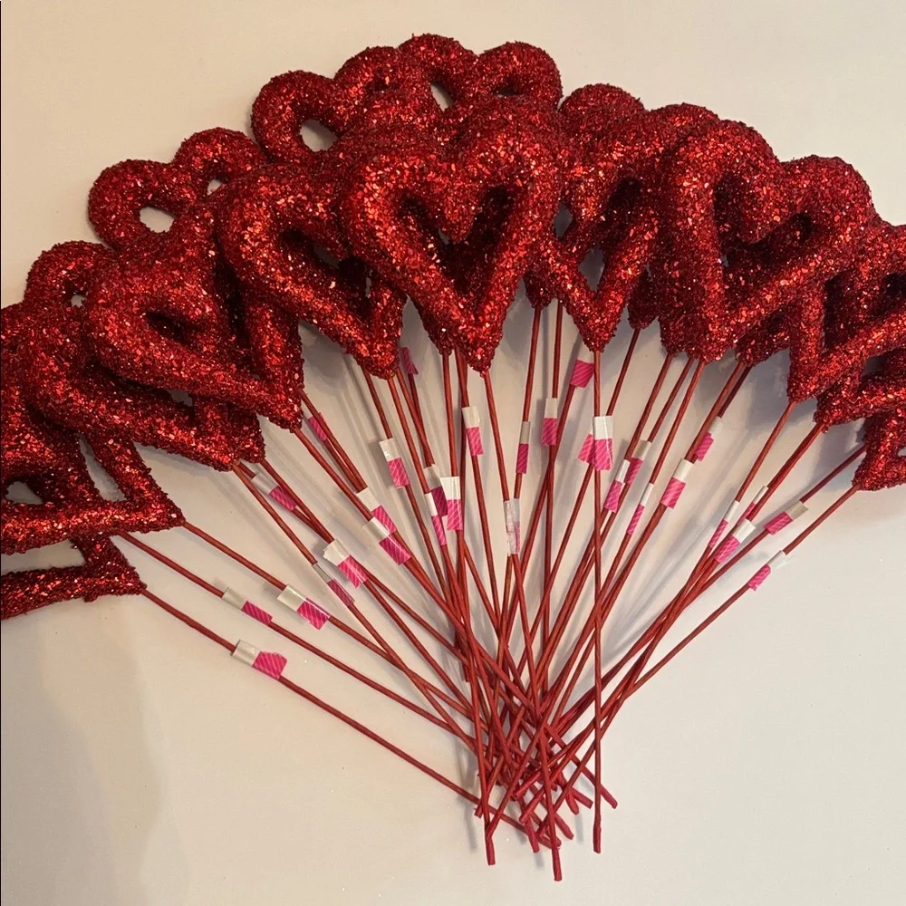 Red Heart Pics Red Glitter Floral Picks Set of 32 NWT Glitter Hearts Pics
